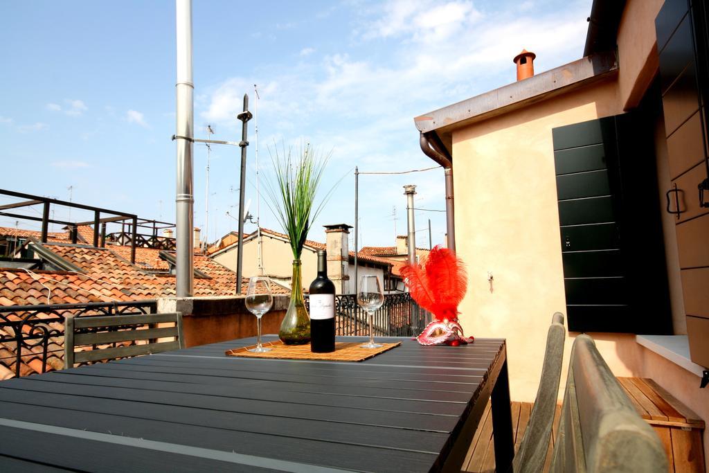 Апартаменты Terrazza Rialto Венеция Номер фото